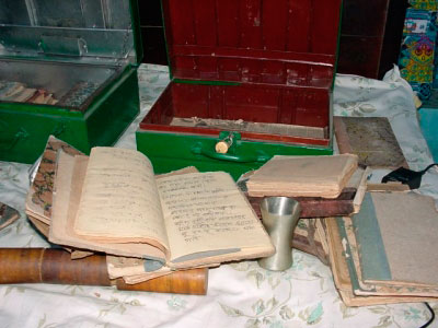 diaries of lahiri mahashaya with tumbler used by him